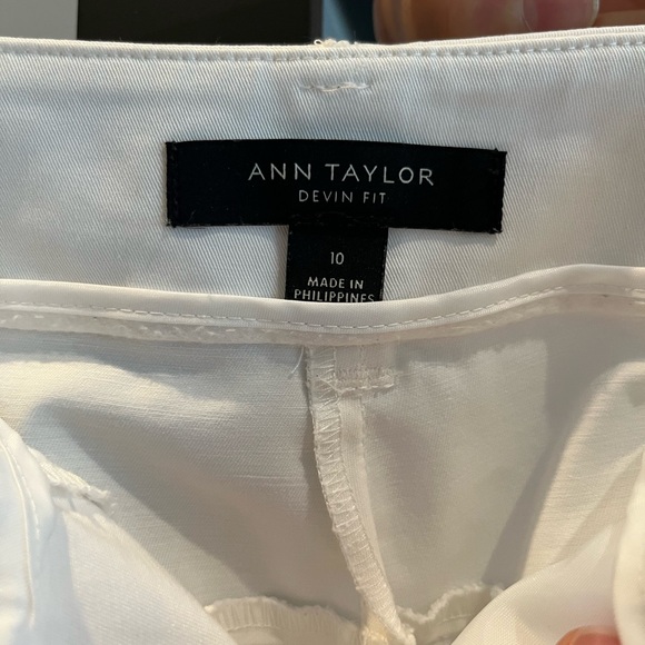 Ann Taylor White Capri Pants - Picture 8 of 10